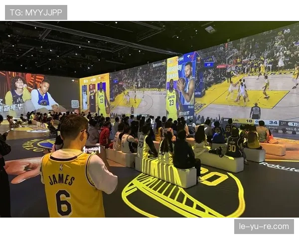 豪门球队新赛季球衣震撼发布，球迷热血期待新赛季战火重燃