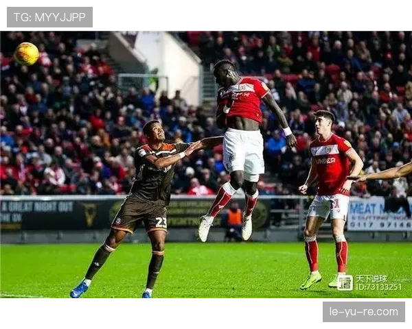 利桑德罗在一对一防守中的技巧持续提升，助力球队近期表现稳健